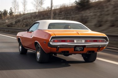 Güçlü araba Dodge Challanger 1970