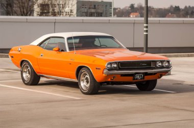 Güçlü araba Dodge Challanger 1970