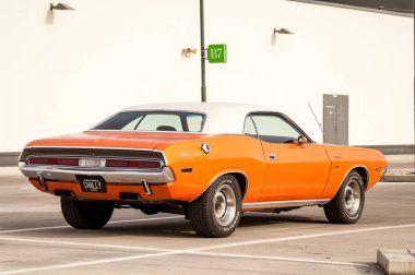 Chevrolet Camaro araba ekranda