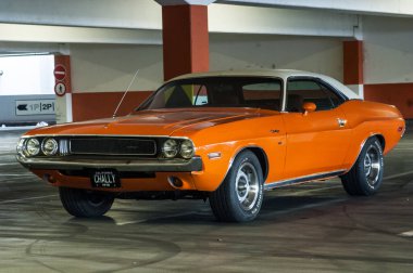 Güçlü araba Dodge Challanger 1970