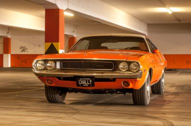 Güçlü araba Dodge Challanger 1970