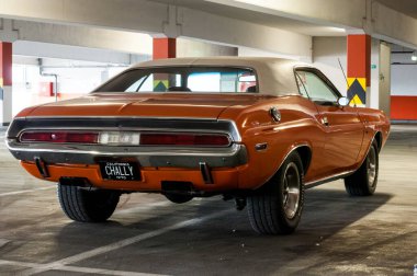 Güçlü araba Dodge Challanger 1970