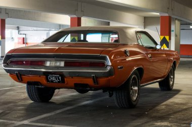 Güçlü araba Dodge Challanger 1970