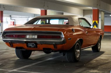 Güçlü araba Dodge Challanger 1970