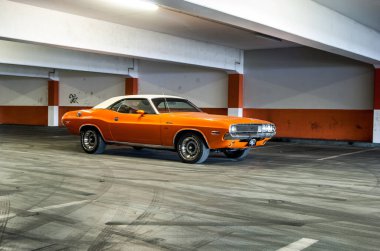 Güçlü araba Dodge Challanger 1970