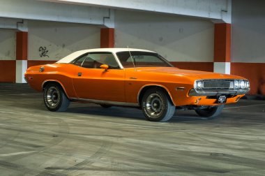 Güçlü araba Dodge Challanger 1970