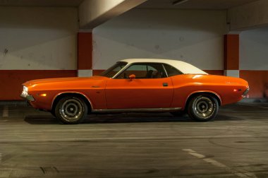 Güçlü araba Dodge Challanger 1970