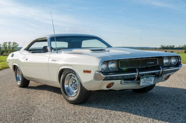 Güçlü araba Dodge Challanger 1970