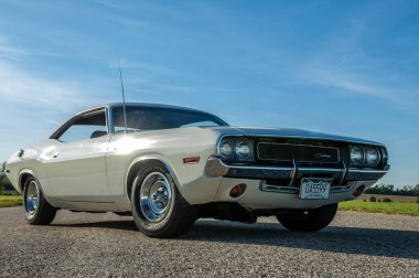 Güçlü araba Dodge Challanger 1970