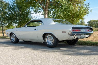 Güçlü araba Dodge Challanger 1970