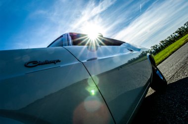 Güçlü araba Dodge Challanger 1970