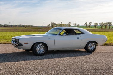 Güçlü araba Dodge Challanger 1970