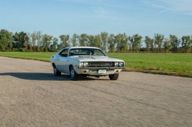 Güçlü araba Dodge Challanger 1970