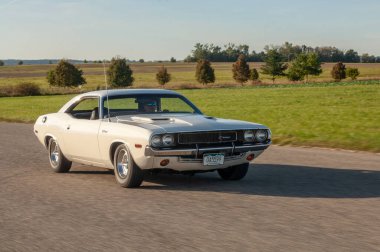 Güçlü araba Dodge Challanger 1970