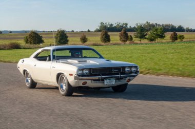 Güçlü araba Dodge Challanger 1970