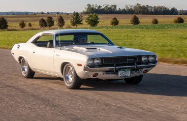 Güçlü araba Dodge Challanger 1970