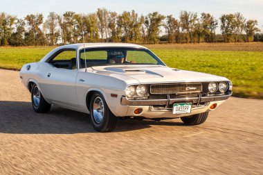 Güçlü araba Dodge Challanger 1970