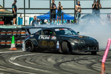 Şehirle araba yarışı.