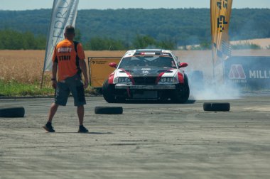 Odessa, Ukrayna - 24 Ağustos, 2017: Yarış. Ukrayna 'da ralli kupası Liatillegal Severon yarışı