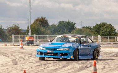 şehir arabasının görüntüsü