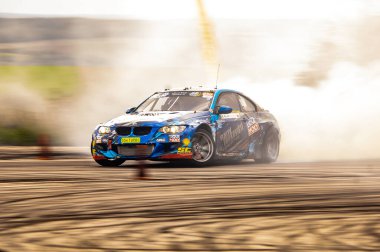 drift araba içinde hareket