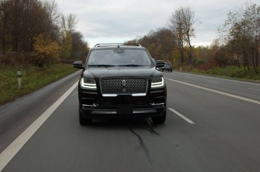 Moskova, Rusya - Mart 3 0, 2 0, 2 0 1: Mercedes - Benz Gbenz 2 0 0 0 3 5, SUv 'dan test sürüşü