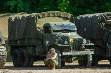 2. Dünya Savaşı 'na ait askeri araç.