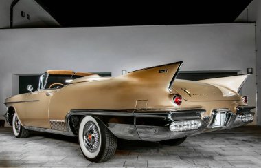 Cadillac Eldorado Biarritz Üstü açılabilir