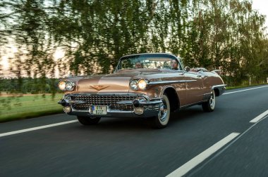 Cadillac Eldorado Biarritz Üstü açılabilir