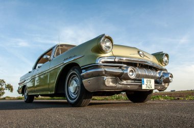 Retro klasik Chevrolet araba