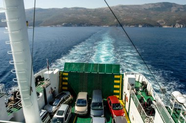 Adriyatik Denizi üzerinde seyir 