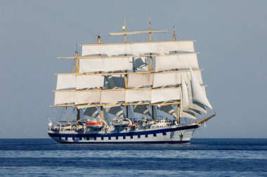 Adriyatik Denizi üzerinde seyir 