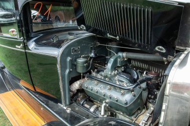 Klasik araba motoru.