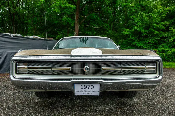 Eski Amerikan araba hurst versiyonu.