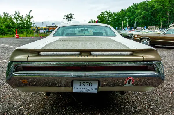 Eski Amerikan araba hurst versiyonu.
