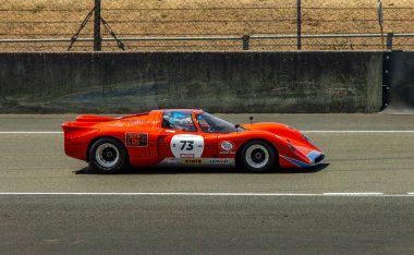 Klasik araba yarışı.