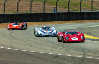 Klasik araba yarışı.