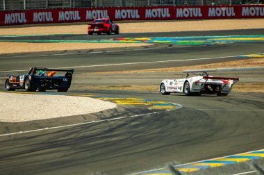 Klasik araba yarışı.