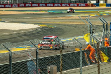 Klasik araba yarışı.