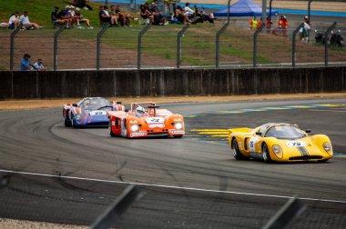 Klasik araba yarışı.