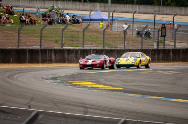 Klasik araba yarışı.