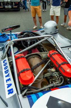 Klasik araba yarışı.