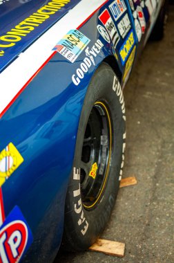 Klasik araba yarışı.