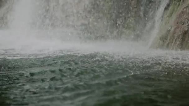 Čerstvý Vodopád Kaskádový Potok Létě — Stock video