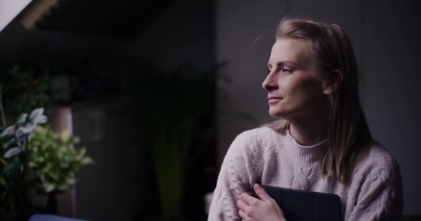 Portrait Thoughtful Woman Contemplating New Idea Concept — стоковое видео