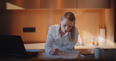 Portrait of Businesswoman Contemplating Thinking. Confident Woman Office. Portrait Businesswoman.