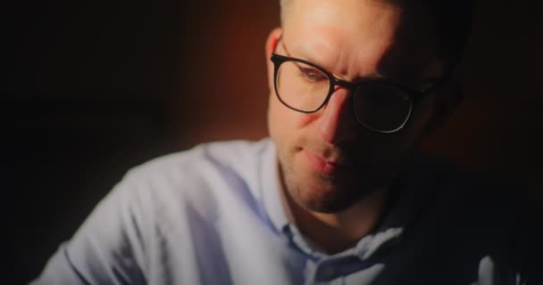 Portrait Pensive Contemplative Businessman Working Office — Stock Video
