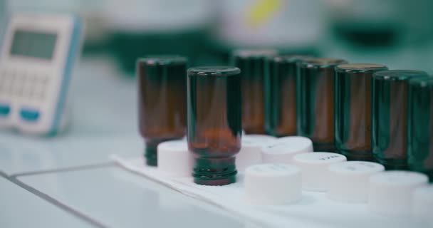 Laboratoriumanalyse Voor Medisch Onderzoek Wetenschapper Werkzaam Laboratorium Kankervaccin Covid Pandemisch — Stockvideo