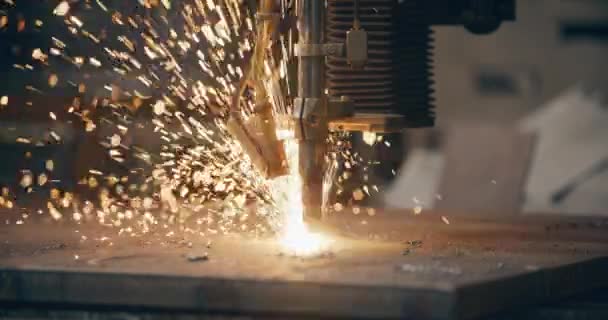 Close Cnc Machine Cutting Metal Indústria Metalúrgica — Vídeo de Stock