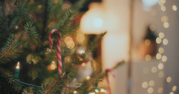 Різдвяні Прикраси Прикраси Сумки Вінок Вогні Боке — стокове відео